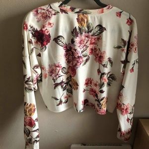 B.P. Floral cropped long sleeve